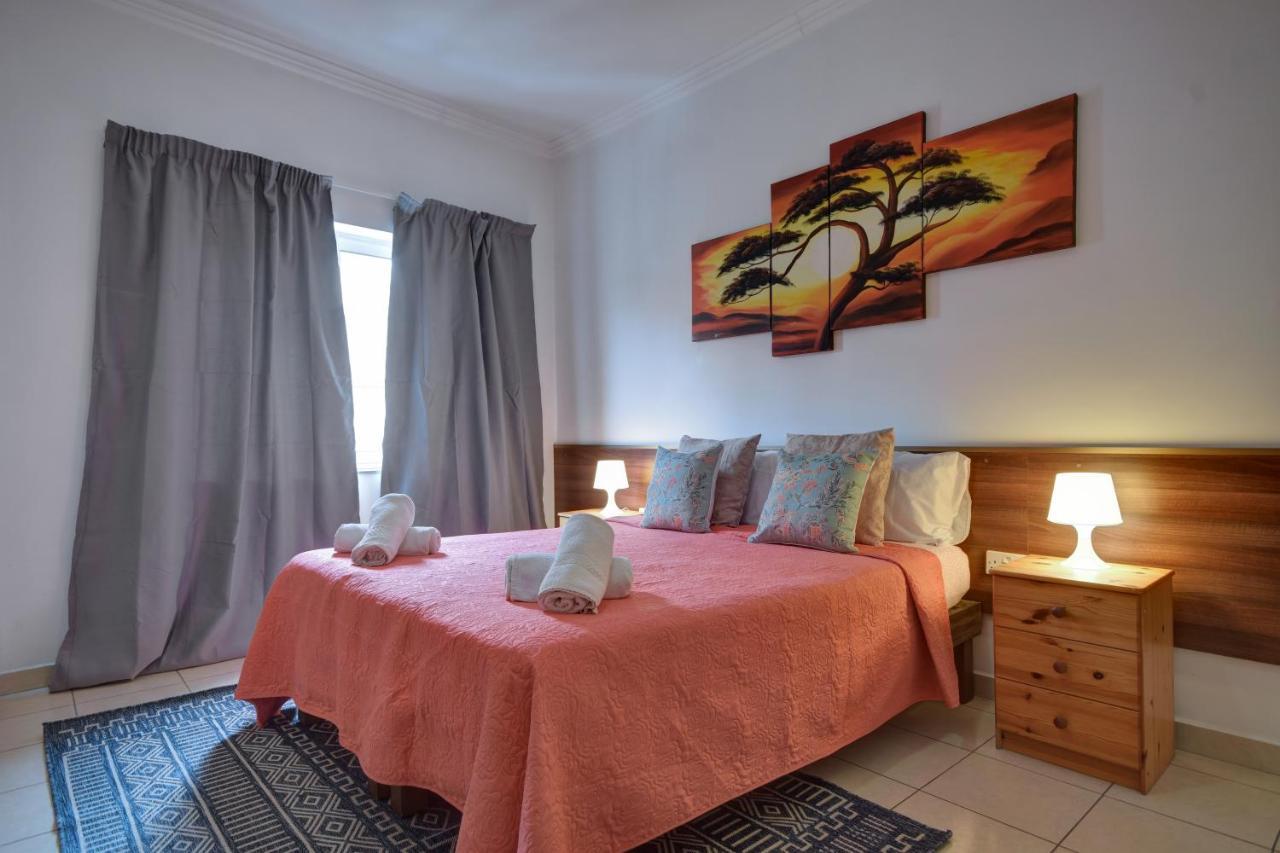 Morina Court - St Julians Seaside Bliss Apartments And Penthouse By Shortletsmalta Saint Julian's Eksteriør billede