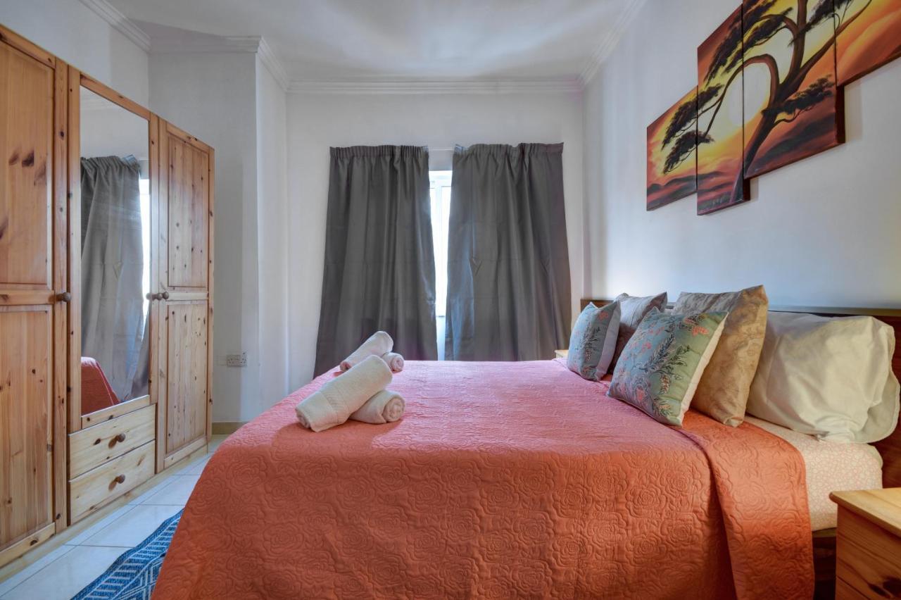 Morina Court - St Julians Seaside Bliss Apartments And Penthouse By Shortletsmalta Saint Julian's Eksteriør billede